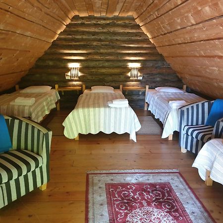 Vienkiemis Guest House Kretinga Bilik gambar