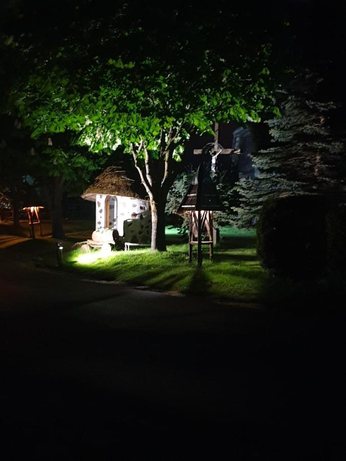 Vienkiemis Guest House Kretinga Luaran gambar