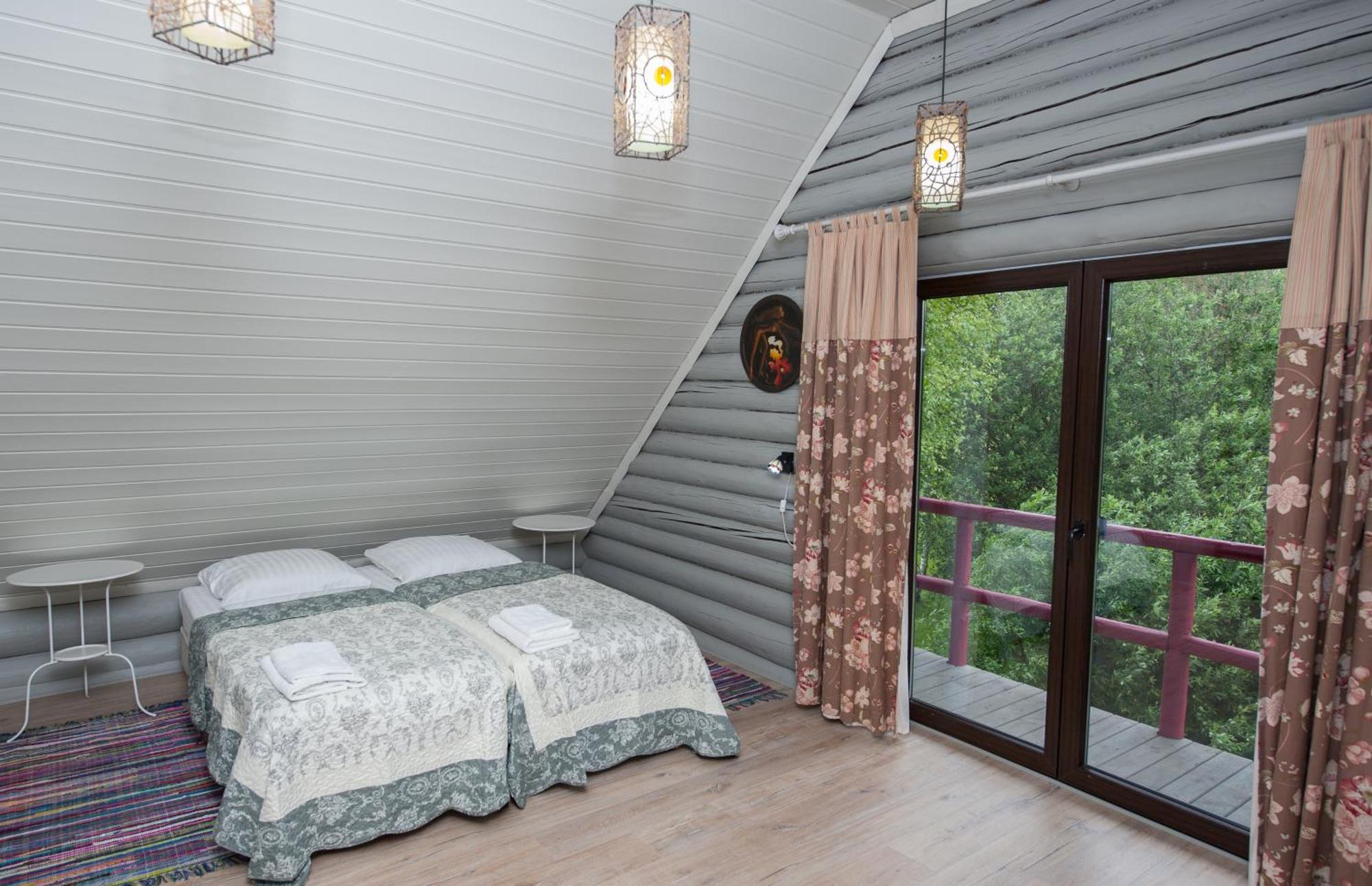 Vienkiemis Guest House Kretinga Bilik gambar