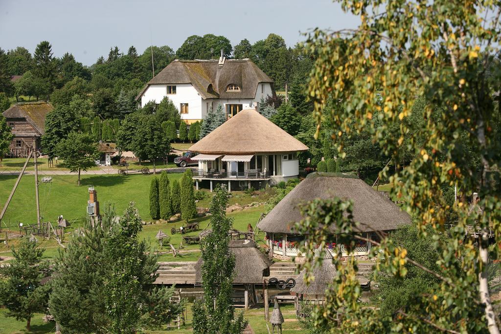 Vienkiemis Guest House Kretinga Luaran gambar